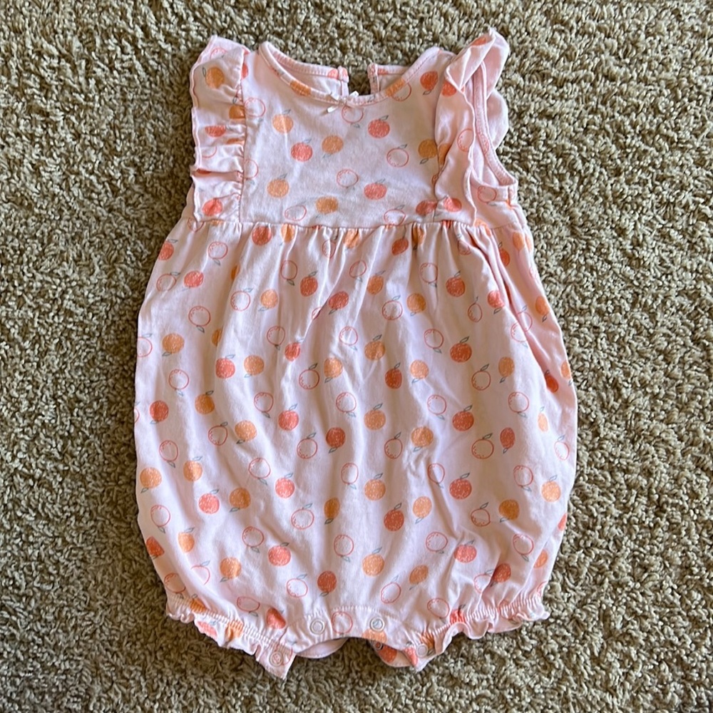Carter's romper EUC 12m